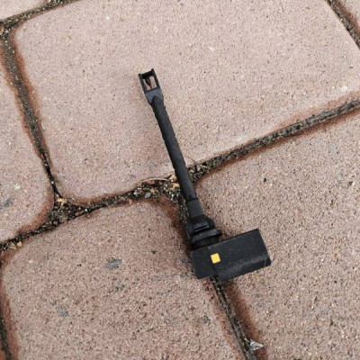 Czujnik temperatury nagrzewnicy CAPTUR Peugeot Renault Clio IV A64200100