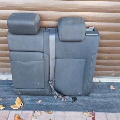 Fotel oparcie fotela kanapy tył tylny zagłowek Opel Insignia A