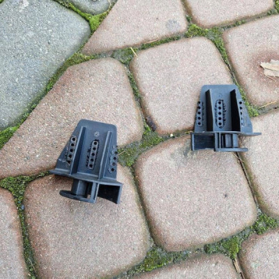 Komplet uchwytów półki bagażnika HB Opel Insignia A