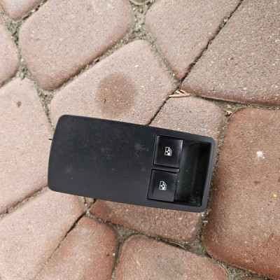 Przycisk przełącznik sterowania szyb Astra J Meriv Opel Insignia A 13305978