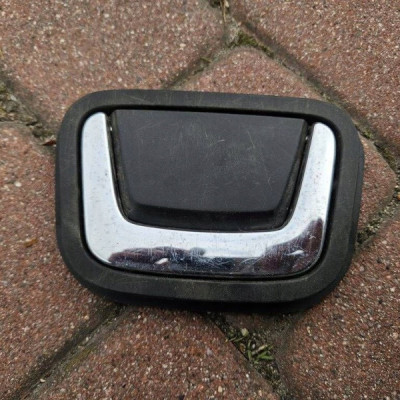 Rączka uchwyt dywanu otwierania bagażnika kombi Opel Insignia A