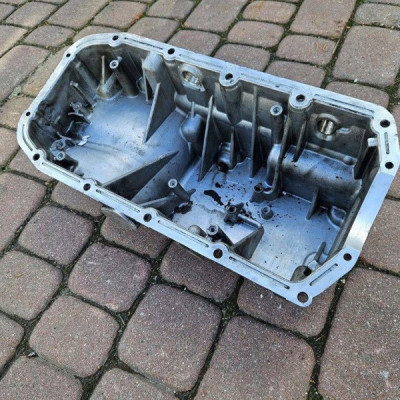 Miska olejowa oleju silnika 2.0CDTI Opel Insignia A 55567087