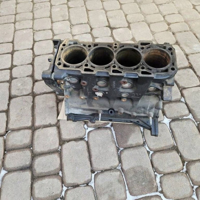 Blok silnika 2.0CDTI A20DTH - goły bez wału i tłoków Opel Insignia A