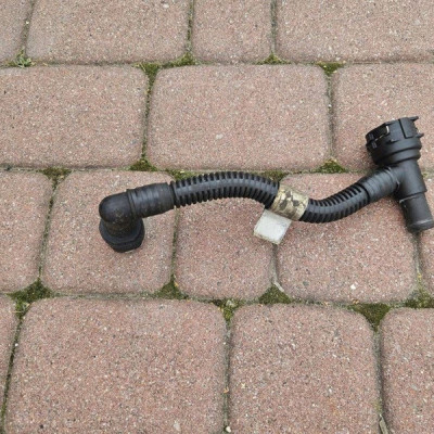 Przewód rura wąż wody EGR chłodniczki 2.0CDTI Opel Insignia A 55579265