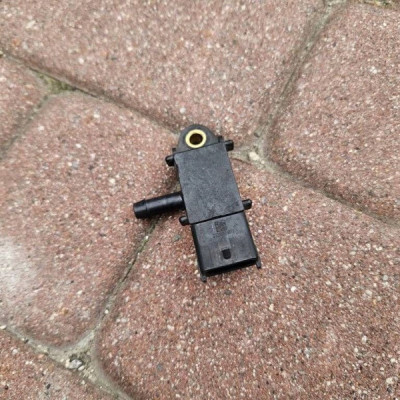 Czujnik ciśnienia spalin DPF katalizatora Opel Insignia A 55566186