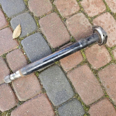 Półoś półośka przedłużenie półosi Opel Insignia A 13408583