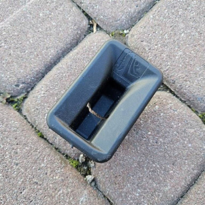 Obudowa osłona kanapy tył tylnej przycisku oparcia Opel Insignia A 13238362