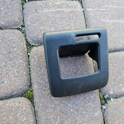 Obudowa osłona kanapy tył tylnej przycisku oparcia Opel Insignia A 13238350