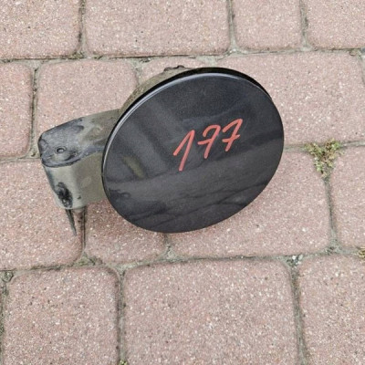Klapka wlewu paliwa wlew osłona Z177 Opel Insignia A 13352310