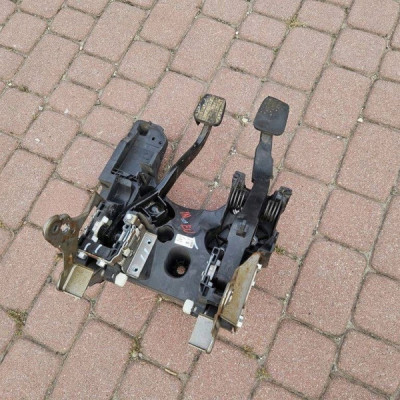 Pedał pedały komplet EUROPA Opel Insignia A 22771450