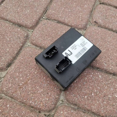 Sterownik moduł świateł AJ Opel Insignia A 13334217