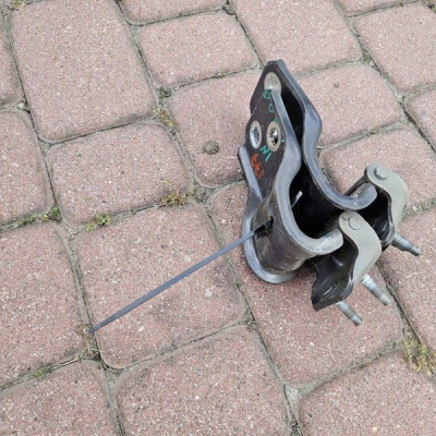 Zawias zawiasy klapy bagażnika kombi KOMPLET Z177 Opel Insignia A 13247935