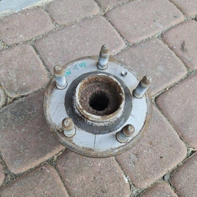 Piasta koła tył tylna łożysko zawieszenia Opel Insignia A