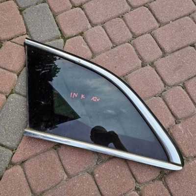 Szyba tył tylna karoserii lewa ciemna kombi 2012R chrom Opel Insignia A