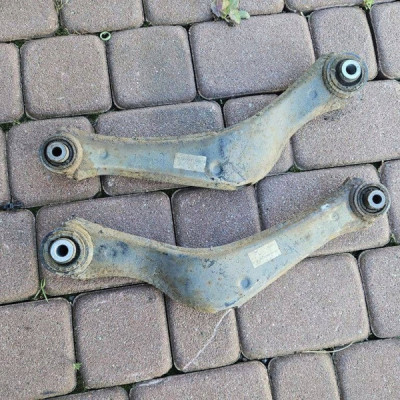 Wahacz tył tylny zawieszenia KOMPLET Opel Insignia A 22940357