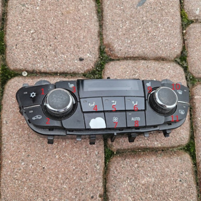 Panel klimatyzacji nawiewu przyciski włączniki nadmuchu Opel Insignia A