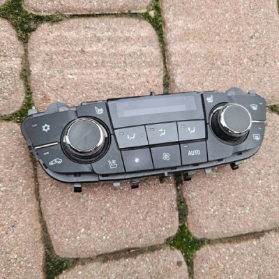 Panel sterowania ogrzewania nawiewu klimatyzacji Opel Insignia A 13273098