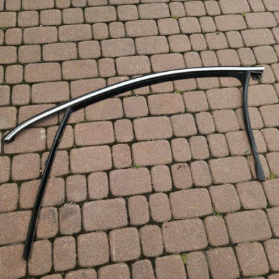 Uszczelka zgarniacz listwa chrom chromowana drzwi przód L Opel Insignia A