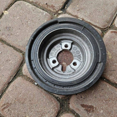 Koło pasowe wału 1.2VTI 1.2 paska Opel Corsa F 9827890780