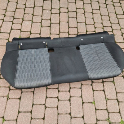 Kanapa tył tylna siedzisko fotel Opel Corsa F