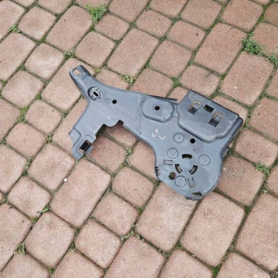 Obudowa osłona belki zawieszenia tył tylna lewa Opel Corsa F 9825391380