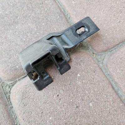 Uchwyt mocowanie wspornik kamery tył tylnej zderzak Opel Corsa F 9823231680