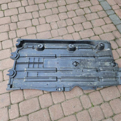 Obudowa osłona dolna pod auto lewa płyta podłoga Opel Corsa F 9823545780