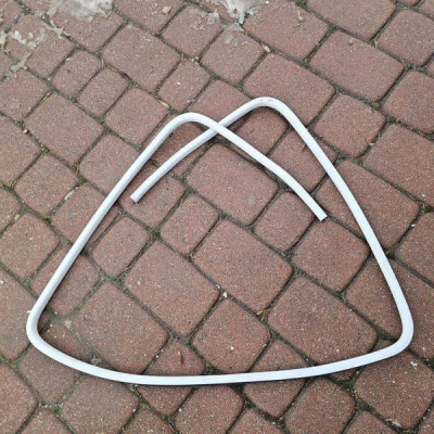 Obudowa osłona podsufitki szyberdachu uszczelka Opel Corsa E