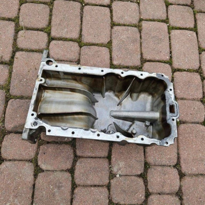 Miska olejowa 1.2 1.4 Astra J Zafira C Insignia Opel Corsa E 55562729