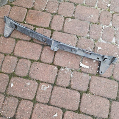 Ślizg tył tylny zderzaka mocowanie wspornik Opel Corsa E 13179908