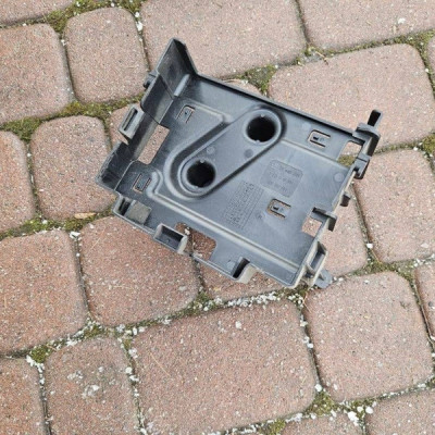 Uchwyt mocowanie wspornik komputera sterownika Opel Corsa E 13440278