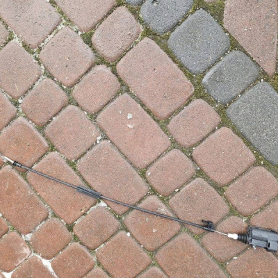 Silniczek siłownik wlewu paliwa klapki Corsa D Astra Opel Corsa E 13208157