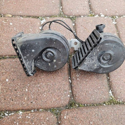 Klakson sygnał trąbka dźwiękowy podwójny 13489939 Opel Corsa E