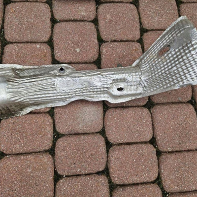 Obudowa osłona termiczna wydechu katalizatora Opel Mokka B 9824886080