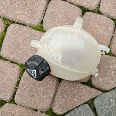 Zbiorniczek wyrównawczy płynu Corsa F Opel Mokka B 9824198680