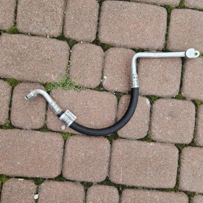 Przewód rura wąż klimatyzacji rurka Opel Mokka B 9826365880