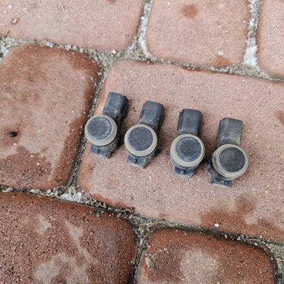 Czujnik parkowania PDC cofania Adam Meriva Opel Corsa E 13357520