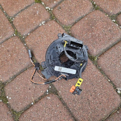 Taśma AIRBAG podgrzewana zwijak ADAM Opel Corsa E 13450866