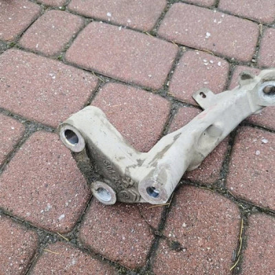 Wspornik mocowanie sanek aluminiowy prawy Opel Combo E S0420B