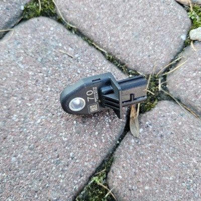 Czujnik uderzeniowy boczny AIRBAG senso Toyota Corolla E210 E21 89831-02310