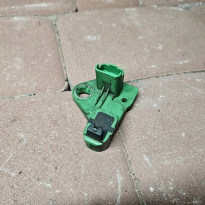 Czujnik położenia wału korbowego Opel Crossland X 9677539480