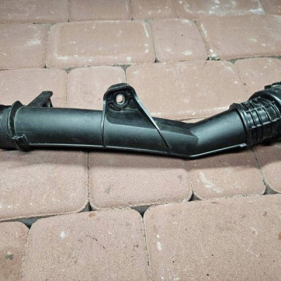 Przewód rura wąż dolot 1.5D HDI powietrza Opel Crossland X 9810958380