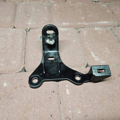 Uchwyt wspornik mocowanie silnika 1.5D HDI Opel Crossland X 9814655480