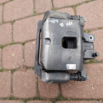 Zacisk przód przedni hamulcowy jażmo lewy Opel Insignia B
