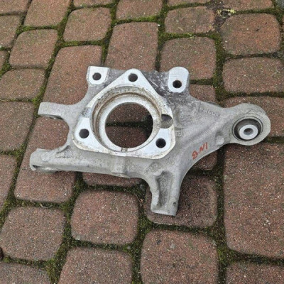 Piasta zwrotnica tył tylna 4x4 zawieszenia lewa Opel Insignia B SV70207159