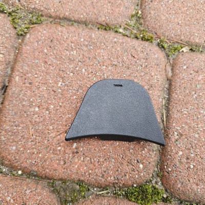 Zaślepka zderzaka tył tylnego kombi osłona Opel Insignia B 39082011