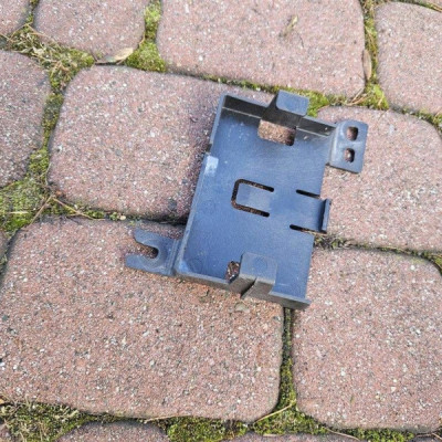 Uchwyt mocowanie wspornik komputera sterownika Opel Insignia B 84331541