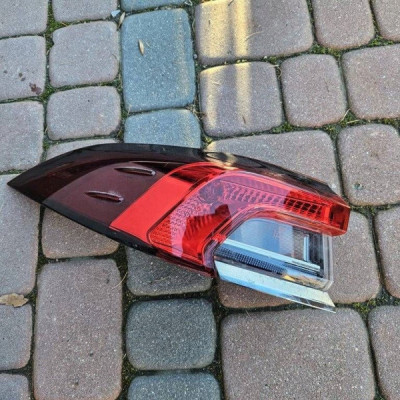 Lampa tył tylna lewa EUROPA chrom Toyota Corolla E210 E21 81560-02D11