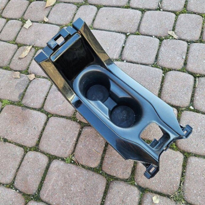 Obudowa osłona tunelu na kubki napoje Toyota Corolla E210 E21 58803-02410