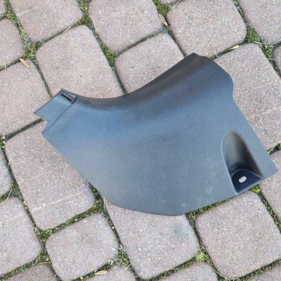 Obudowa osłona progu lewa przód przedni Toyota Corolla E210 E21 62112-02420